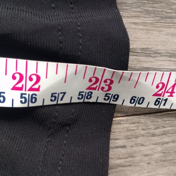 Beautiful black dress by Ronnie Nicole ⭐🌸🍀 - Picture 11 of 12